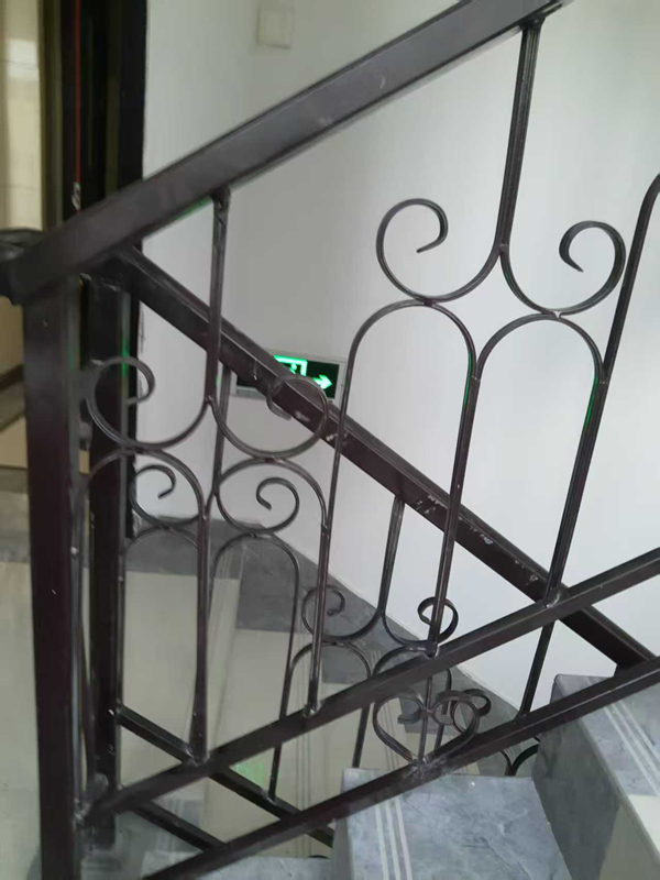 铁艺楼梯扶手安装